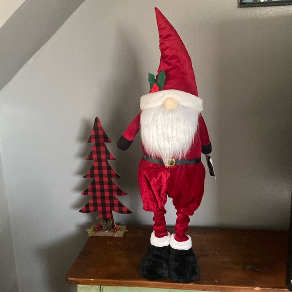 NWT- Beautiful Santa Greeter Gnome Decoration w/ Extendable Legs 27”-37” - Picture 14 of 17
